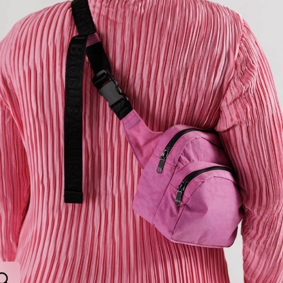 Baggu Fanny pack extra pink - Picture 2 of 7